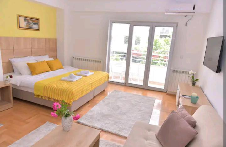 Milica Apartments Skopje Ngoại thất bức ảnh