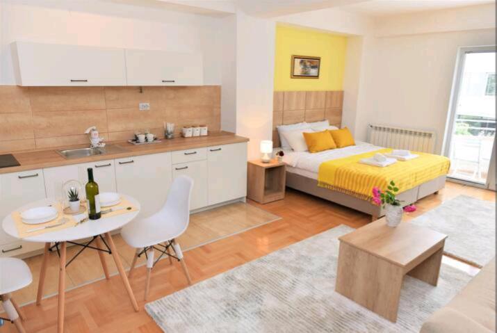 Milica Apartments Skopje Ngoại thất bức ảnh