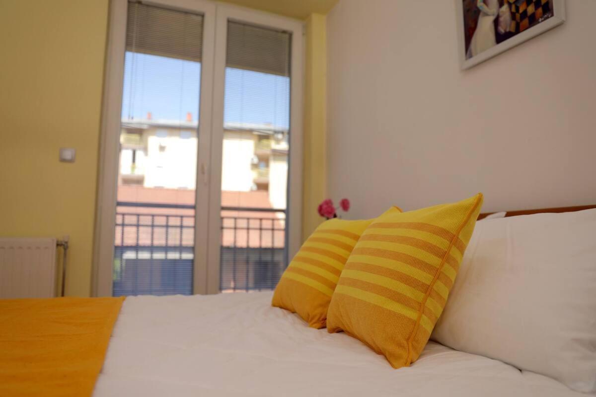 Milica Apartments Skopje Ngoại thất bức ảnh
